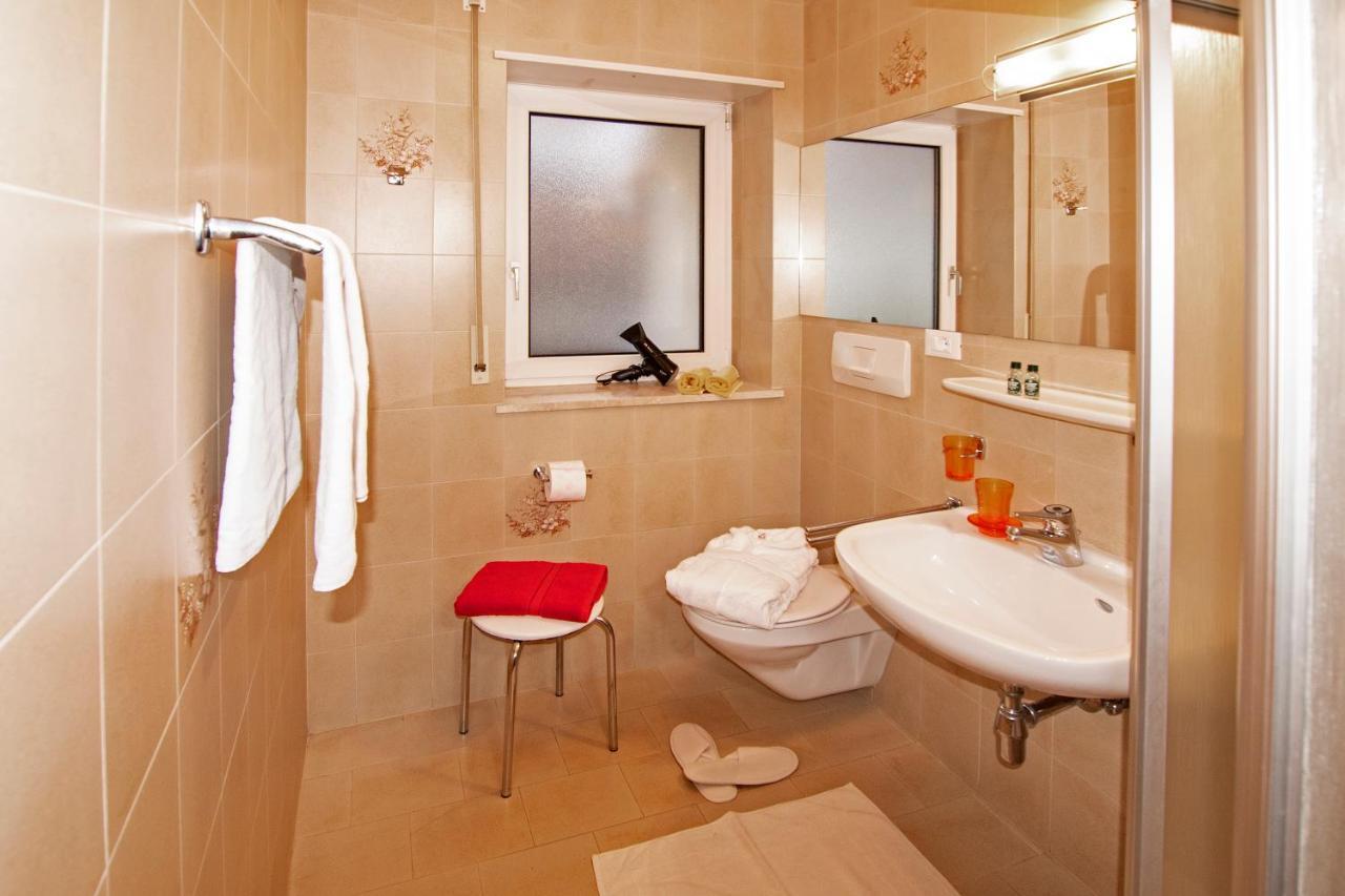 Alpina Residence Натурно Екстериор снимка